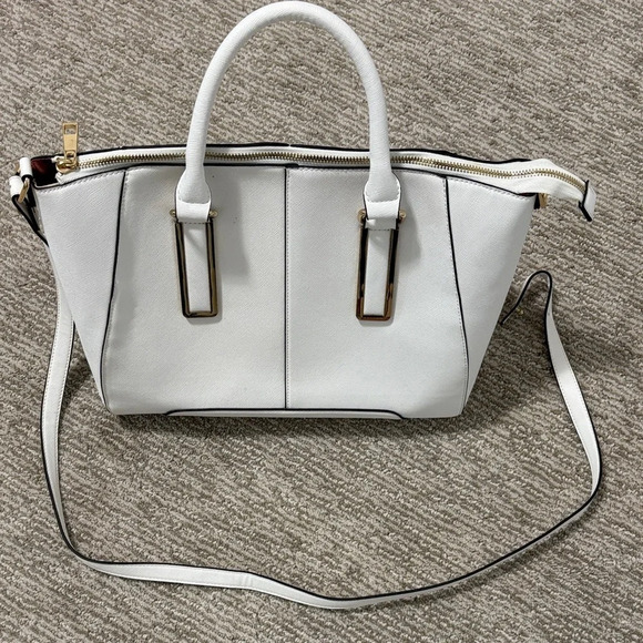 Vintage Classic Aldo white Women's Handbag with removable Crossbody strap - Picture 7 of 12